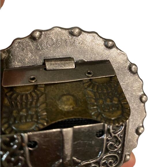 Bronze Metal Stretchy Belt with Rhinestone Buckle - Picture 7 of 9